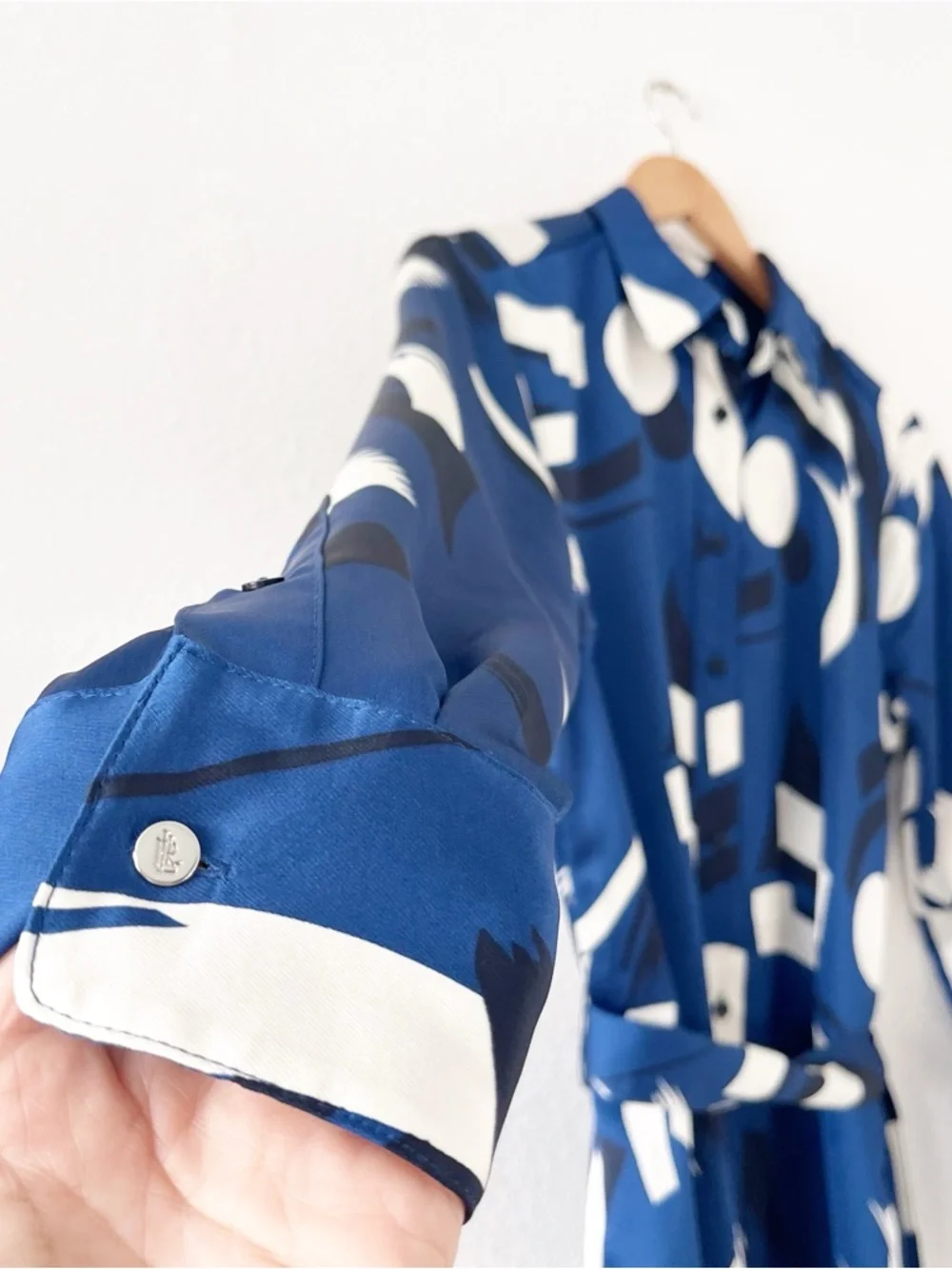 Lauren Ralph Lauren Blue Geometric-Print Satin Button Down Charmeuse Shirtdress - Picture 4 of 9